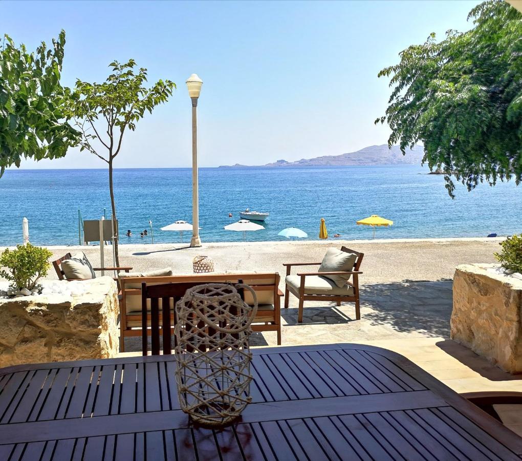 Relax Seaside House By Living In Blue Villa CCharaki Buitenkant foto