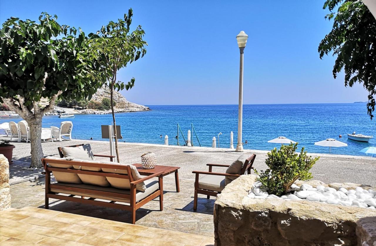 Relax Seaside House By Living In Blue Villa CCharaki Buitenkant foto