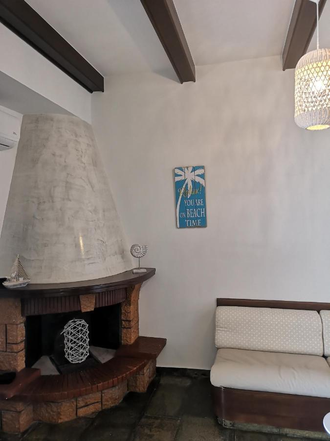 Relax Seaside House By Living In Blue Villa CCharaki Buitenkant foto