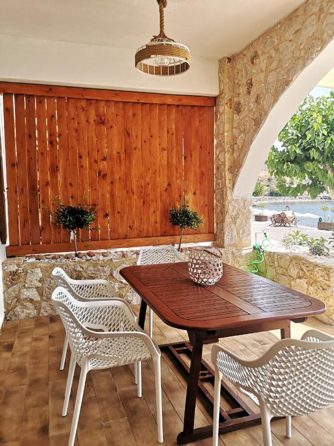 Relax Seaside House By Living In Blue Villa CCharaki Buitenkant foto