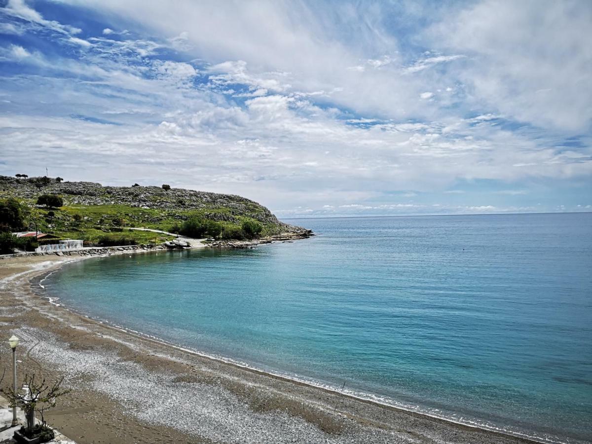 Relax Seaside House By Living In Blue Villa CCharaki Buitenkant foto